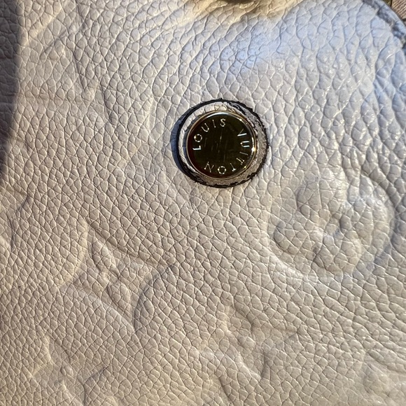 Louis Vuitton Montaigne Impreinte leather - Picture 13 of 15